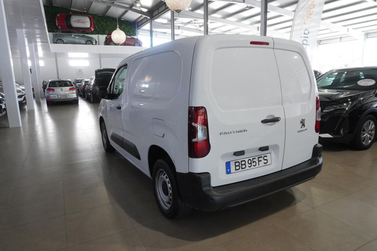 peugeot-partner-2023-diesel-1499cc