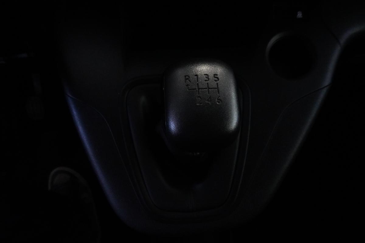 peugeot-partner-2023-diesel-1499cc