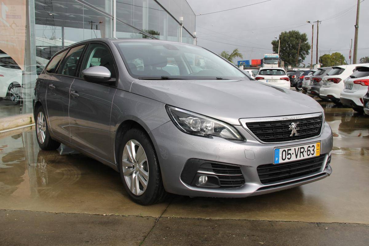 peugeot-308-sw-2018-diesel-1499cc