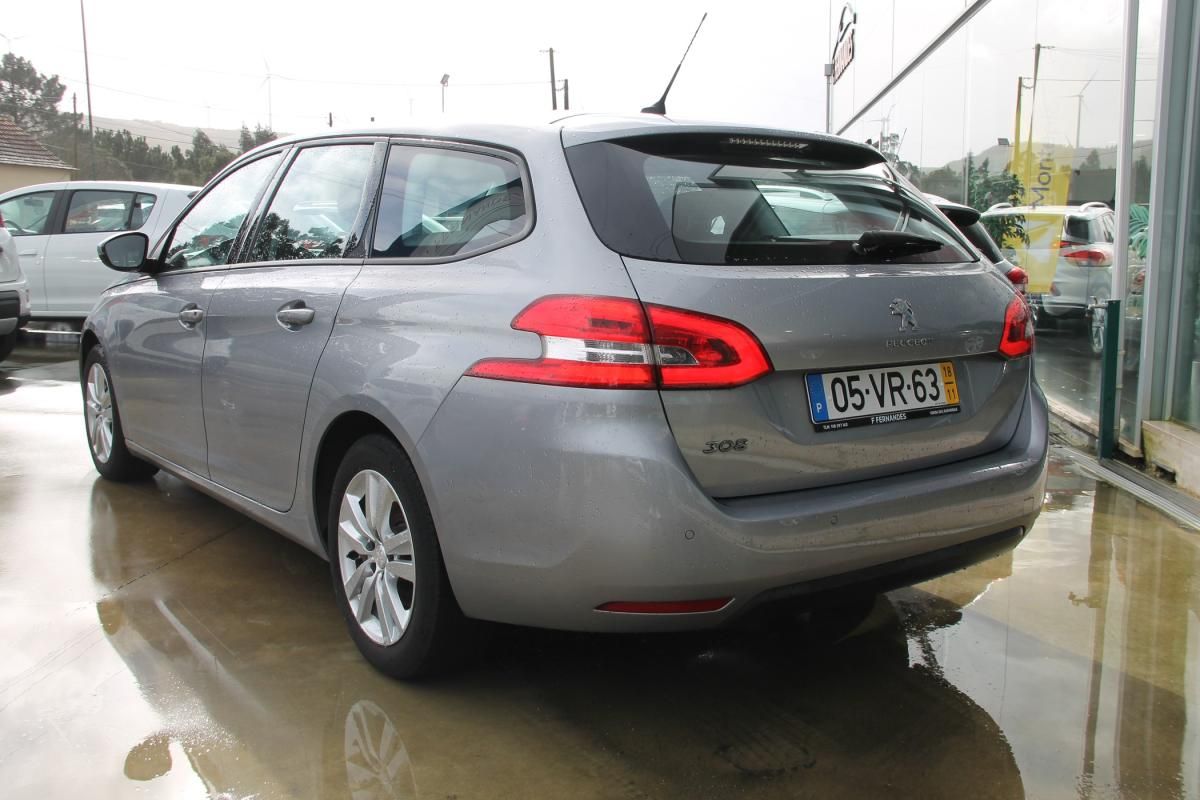 peugeot-308-sw-2018-diesel-1499cc