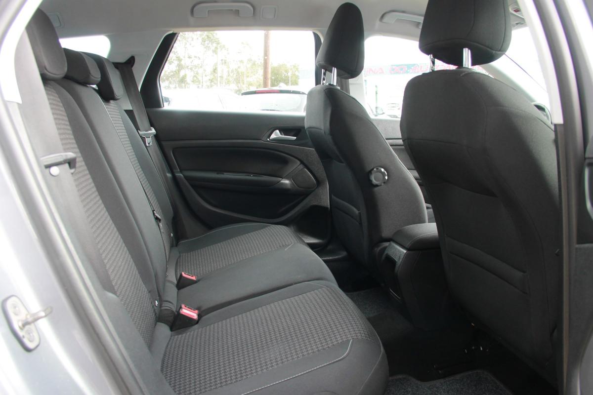 peugeot-308-sw-2018-diesel-1499cc