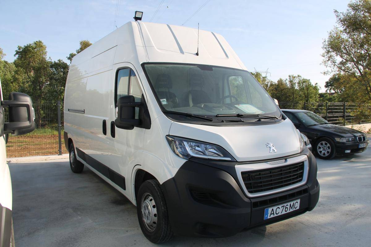 peugeot-boxer-2020-diesel-2179cc