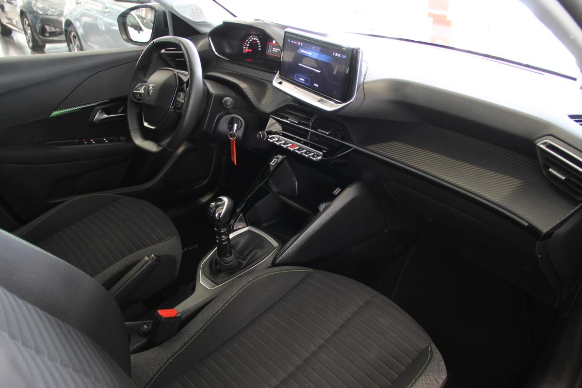 peugeot-208-2024-gasolina-1199cc