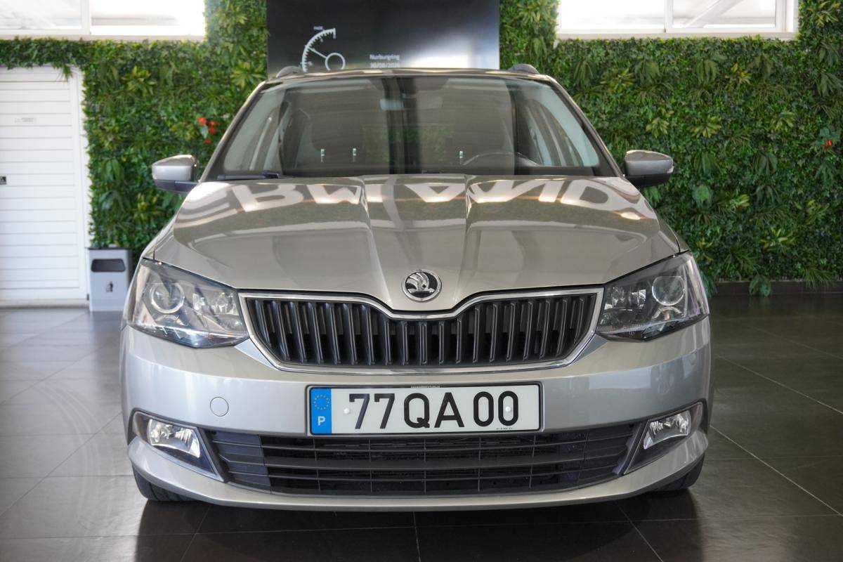 skoda-fabia-break-2015-diesel-1422cc