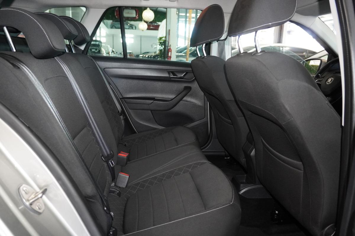 skoda-fabia-break-2015-diesel-1422cc