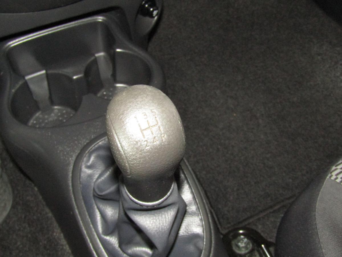 nissan-micra-2016-gasolina-1198cc