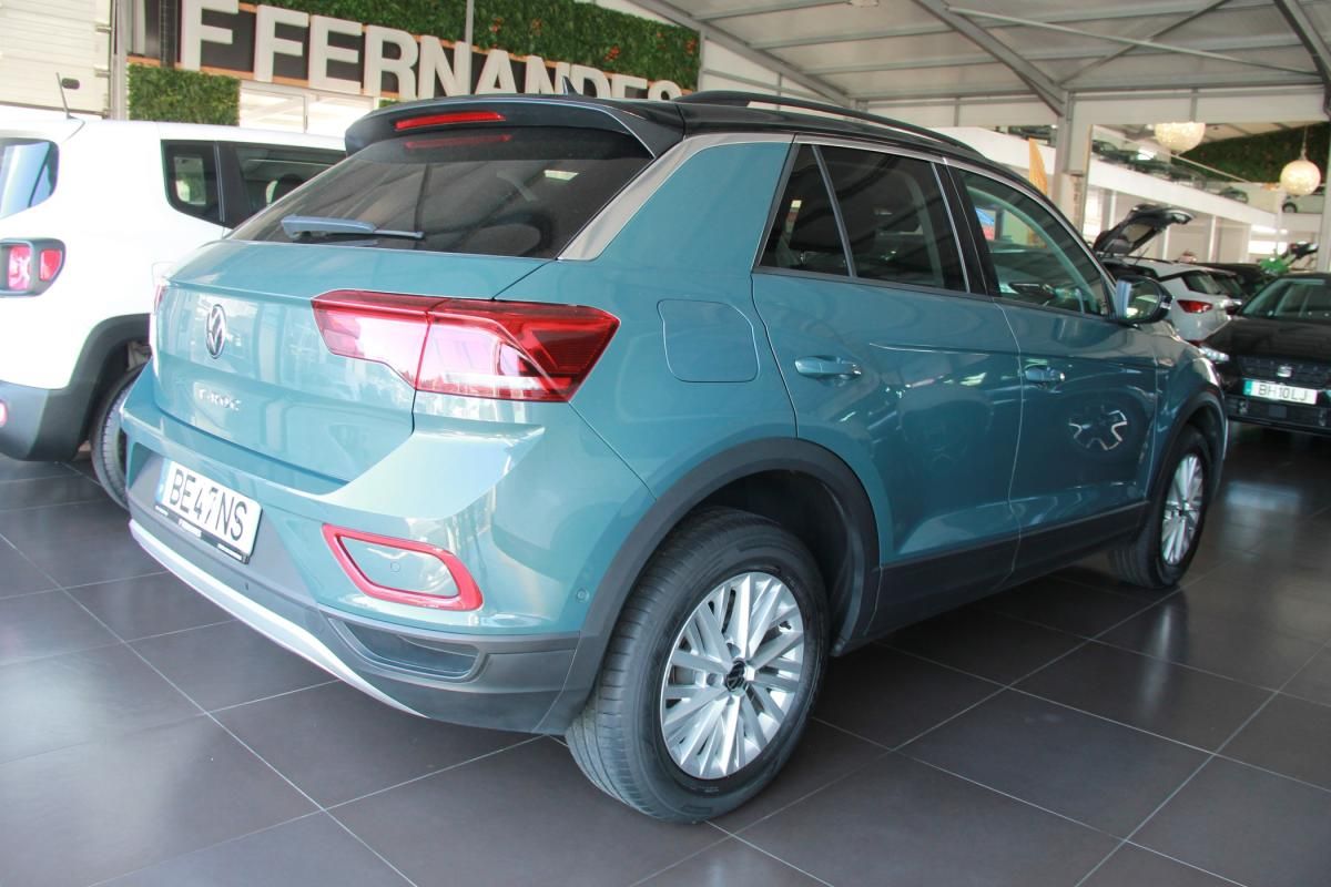 volkswagen-t-roc-2023-gasolina-999cc