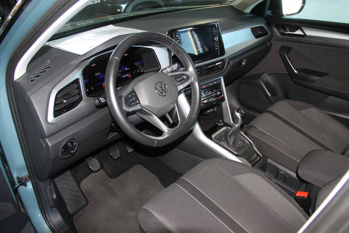volkswagen-t-roc-2023-gasolina-999cc