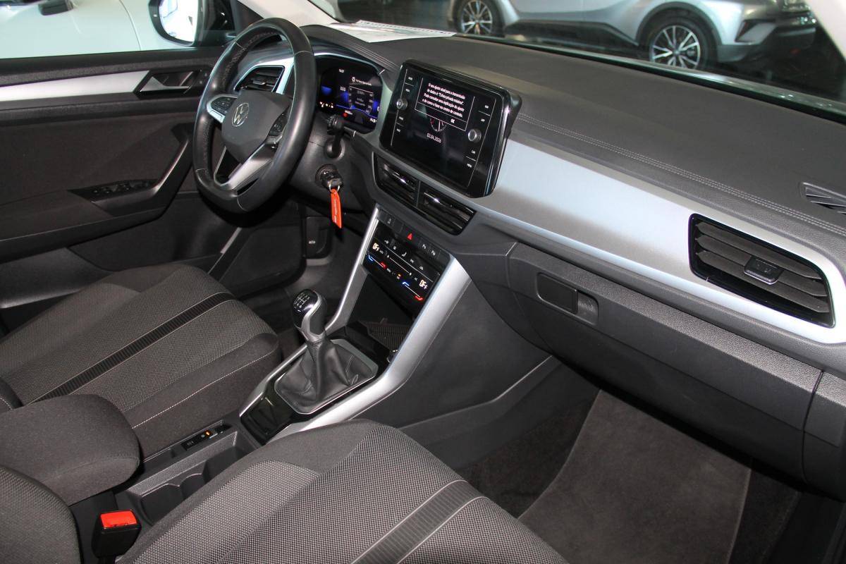volkswagen-t-roc-2023-gasolina-999cc