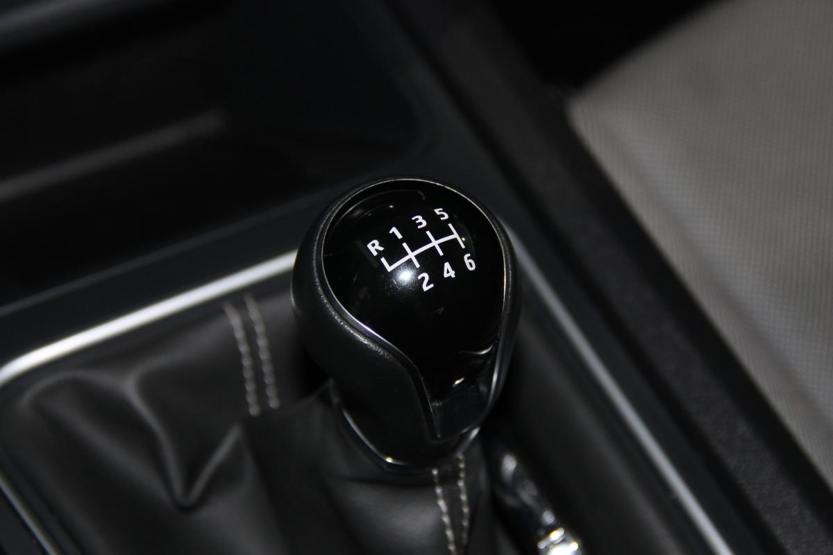 seat-leon-st-2023-diesel-1968cc