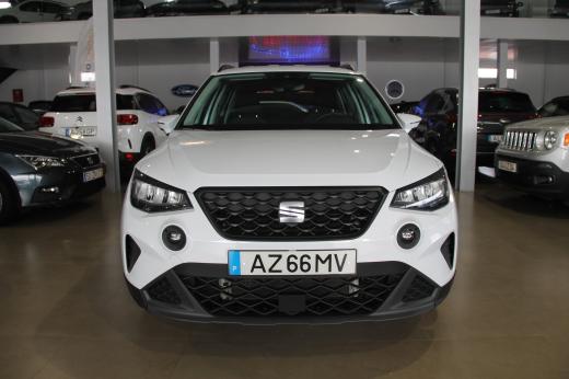 seat-arona-2023-gasolina-999cc