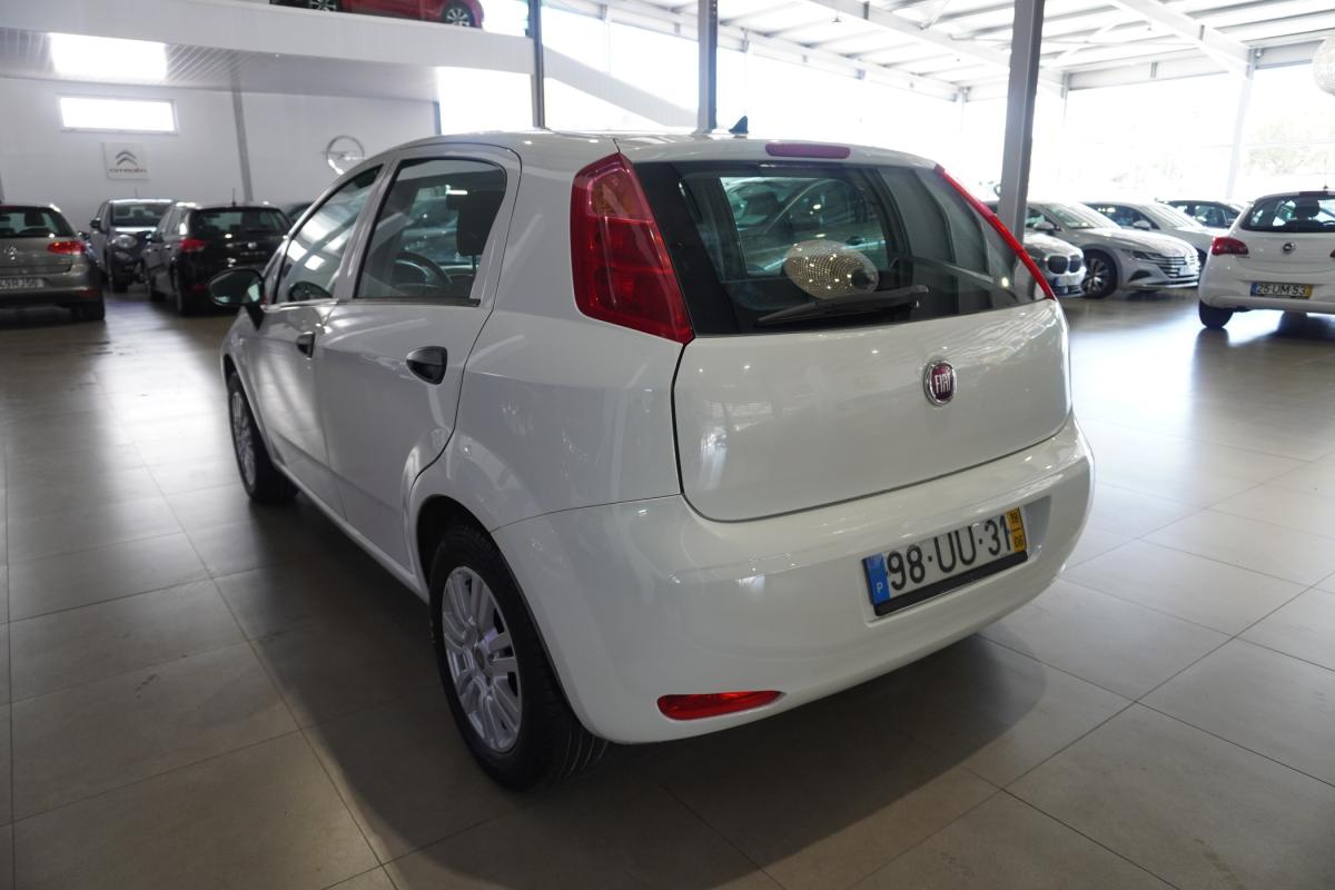 fiat-punto-2018-gasolina-1242cc