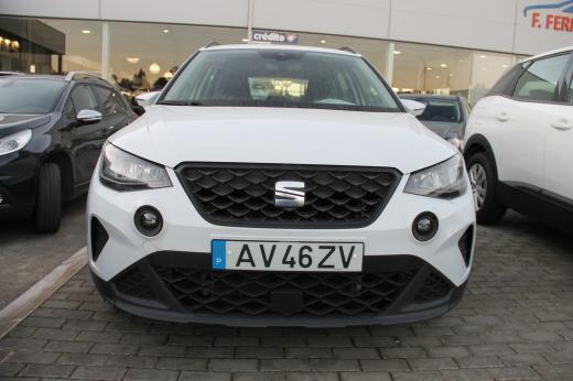 seat-arona-2023-gasolina-999cc