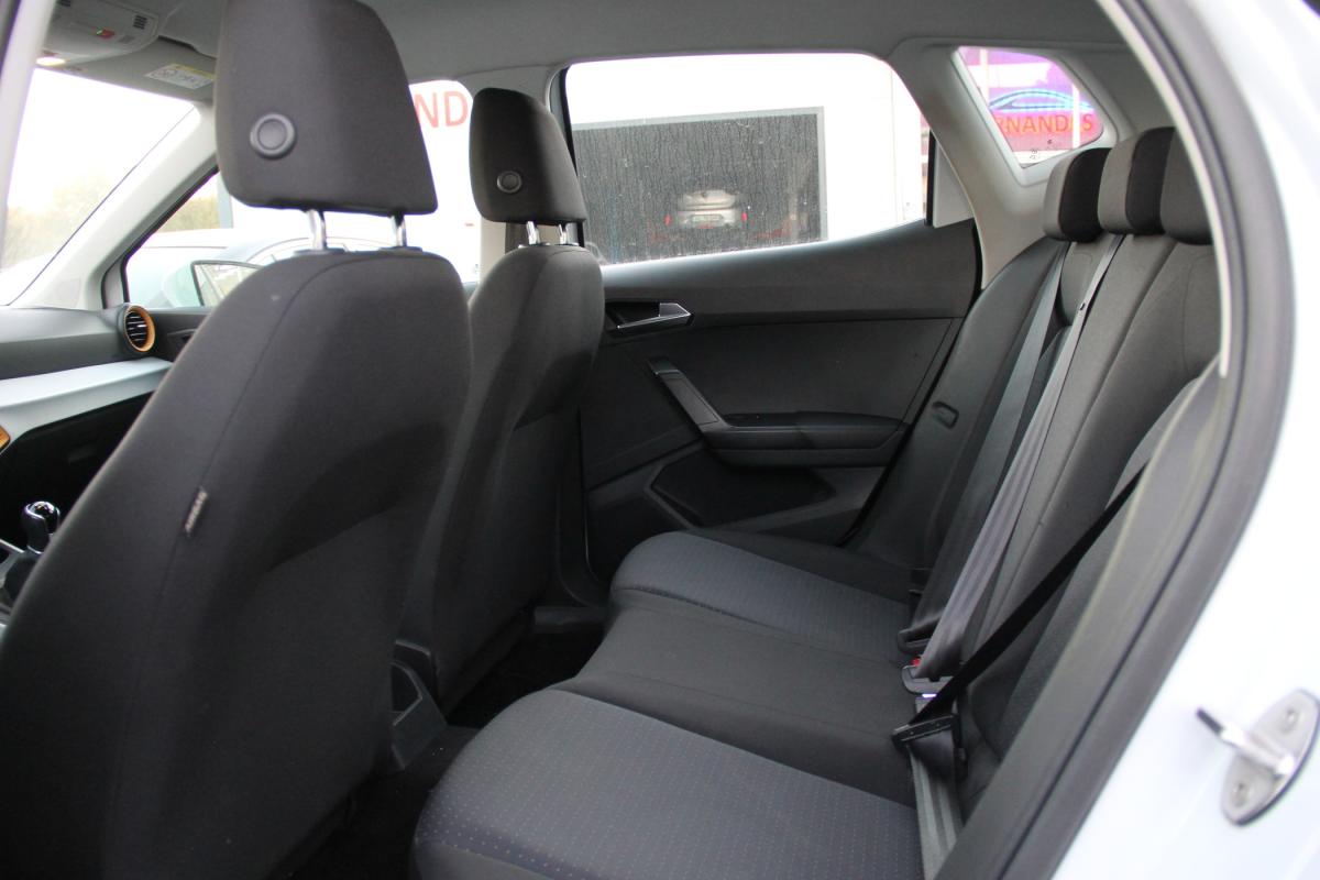 seat-arona-2023-gasolina-999cc