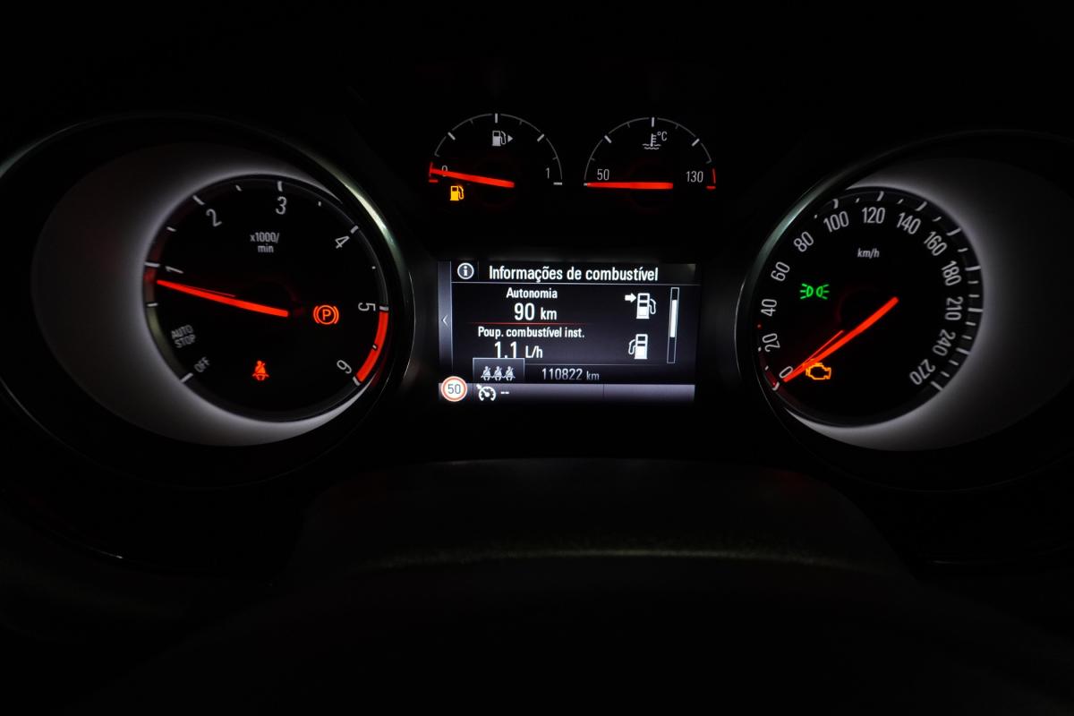 opel-astra-sport-tourer-2019-diesel-1598cc