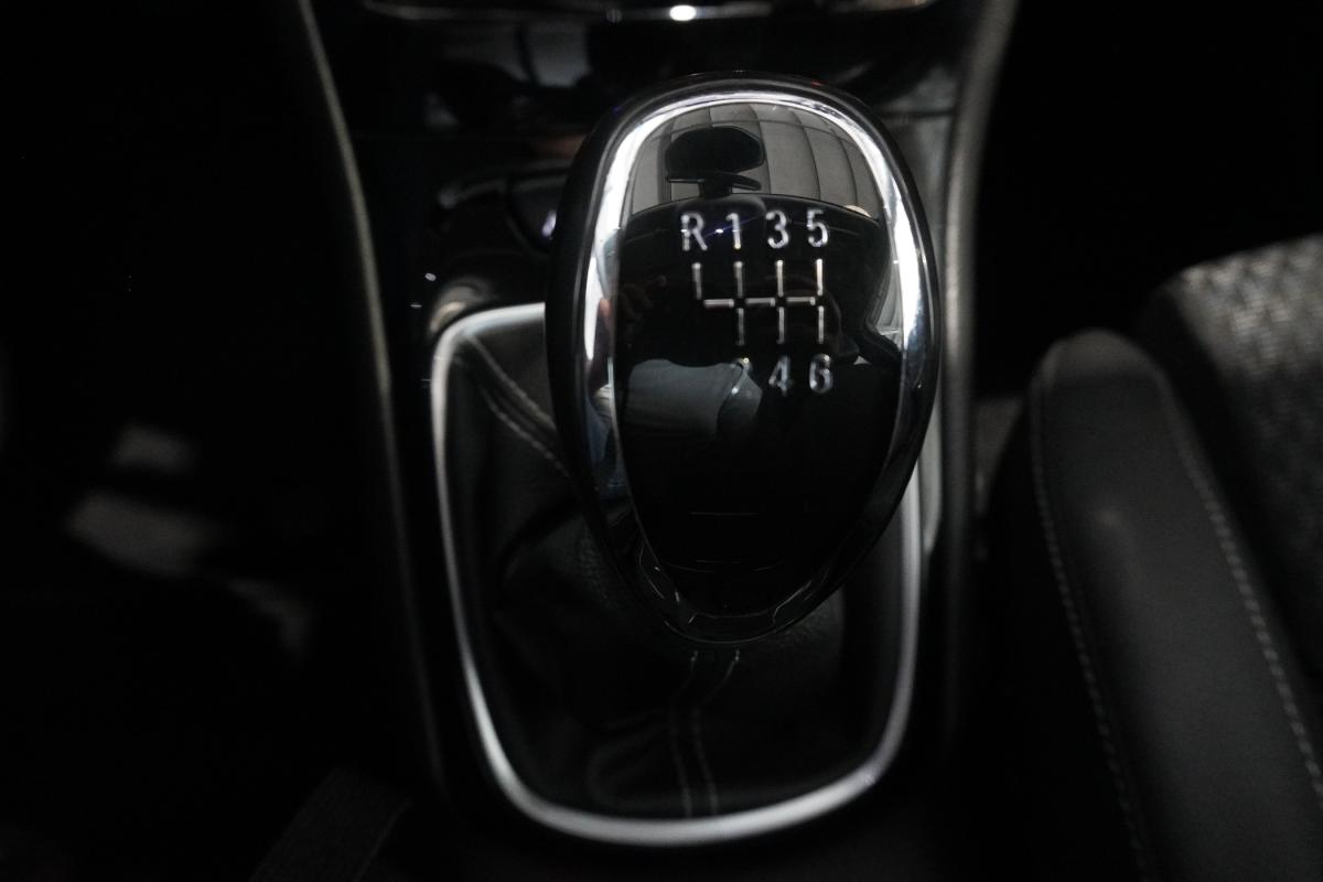 opel-astra-sport-tourer-2019-diesel-1598cc
