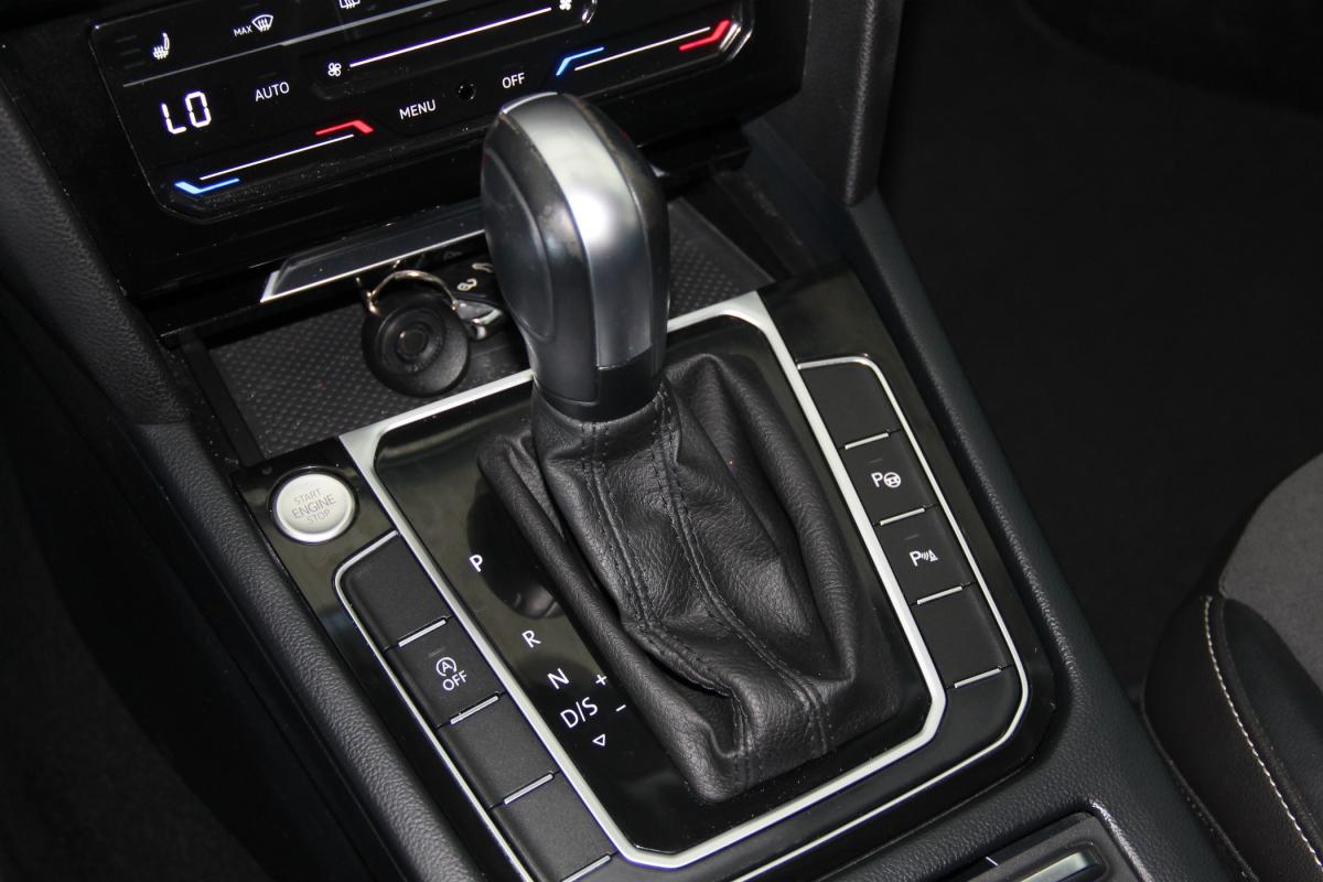 volkswagen-arteon-2023-diesel-1968cc
