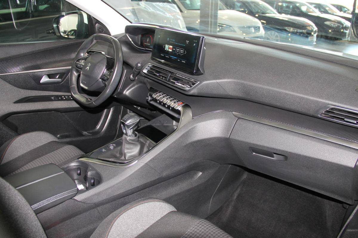 peugeot-3008-2021-diesel-1499cc