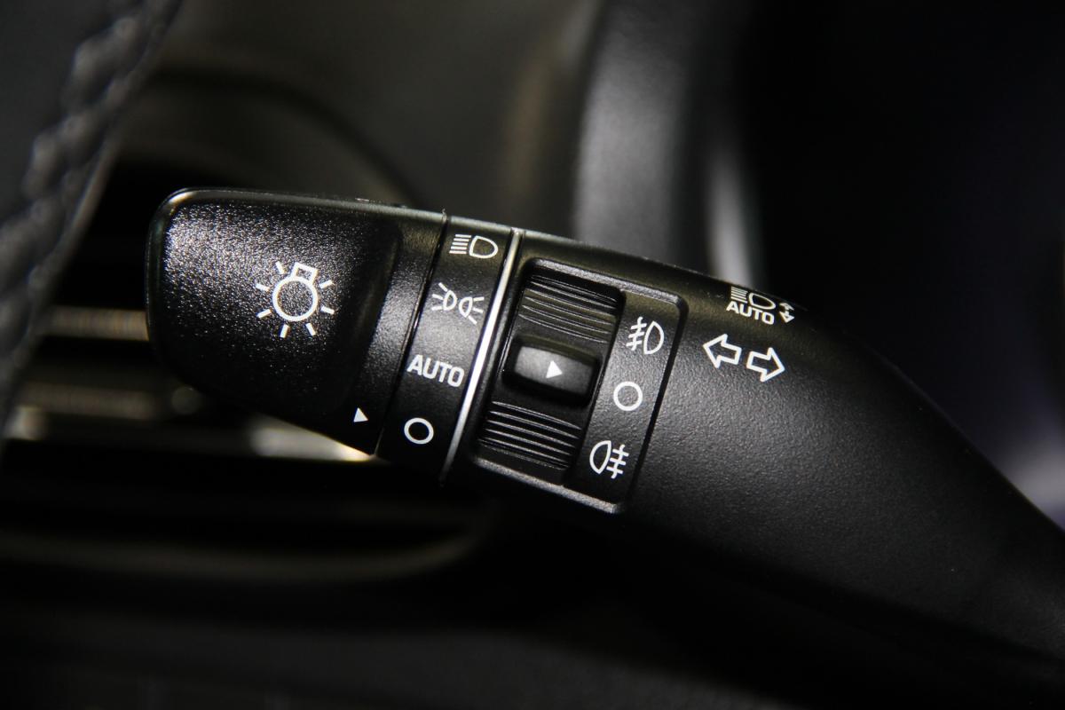 hyundai-i30-2023-gasolina-998cc
