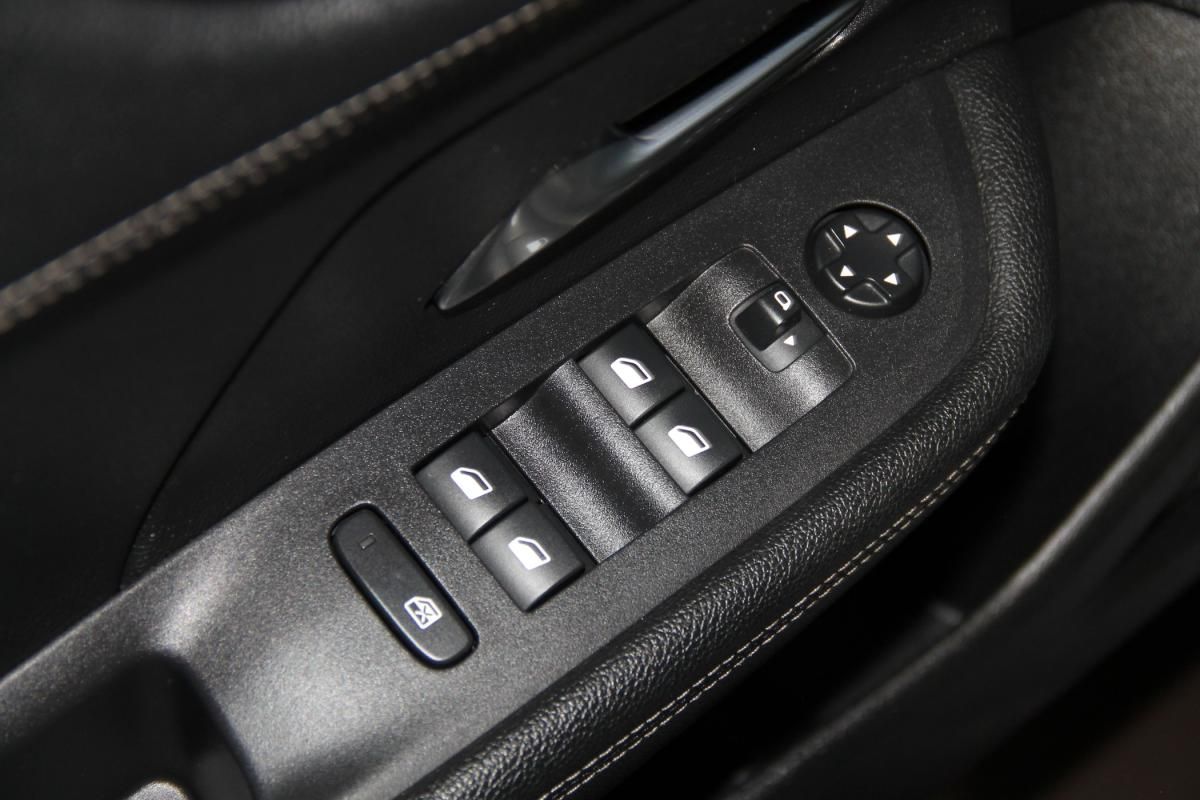 opel-mokka-2024-gasolina-1199cc