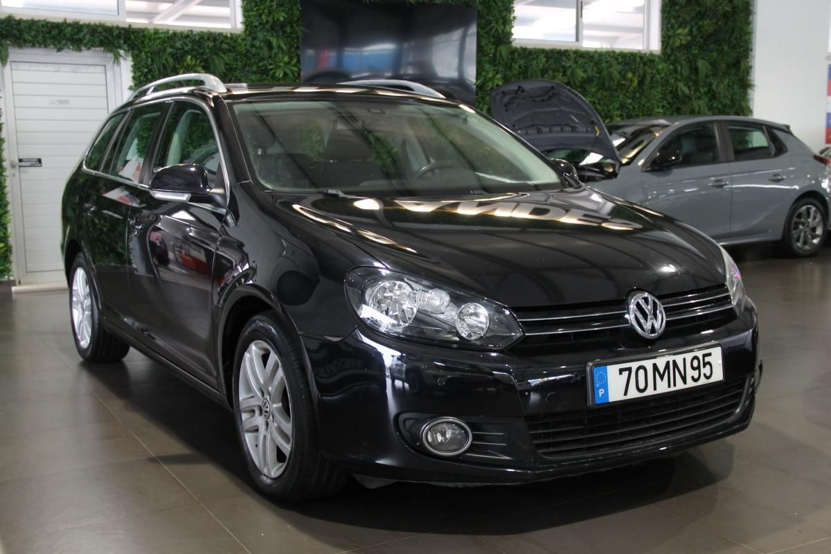 volkswagen-golf-variant-2011-diesel-1598cc