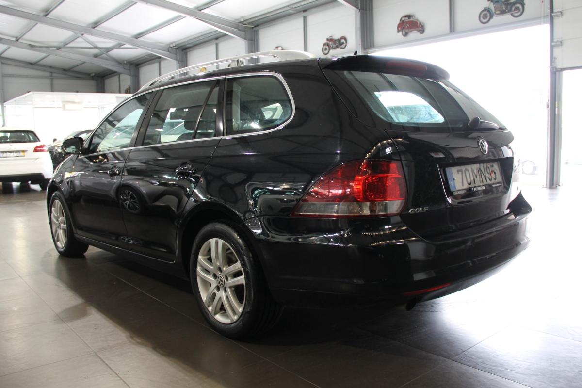 volkswagen-golf-variant-2011-diesel-1598cc