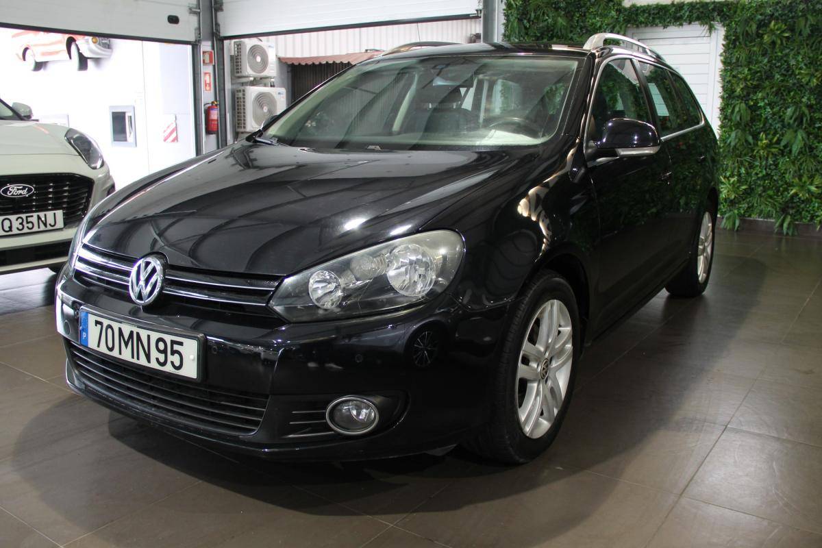 volkswagen-golf-variant-2011-diesel-1598cc