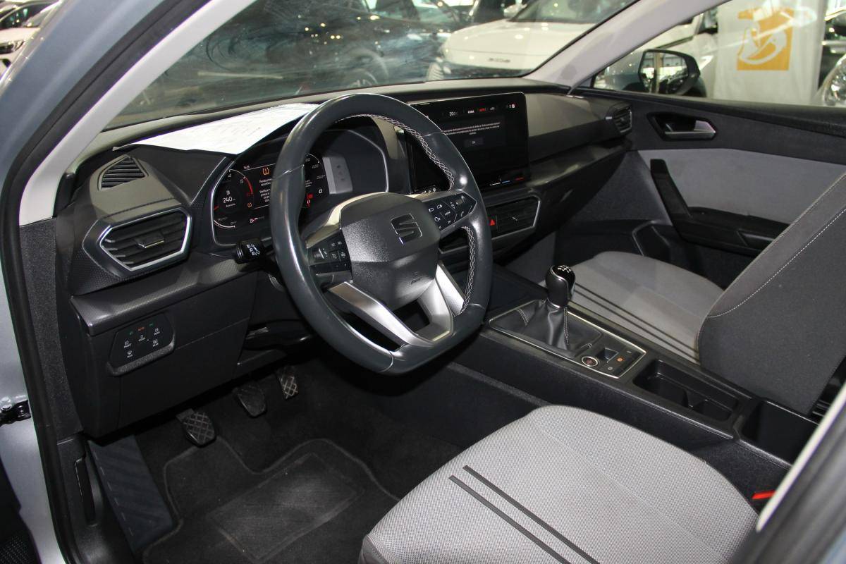 seat-leon-st-2023-diesel-1968cc