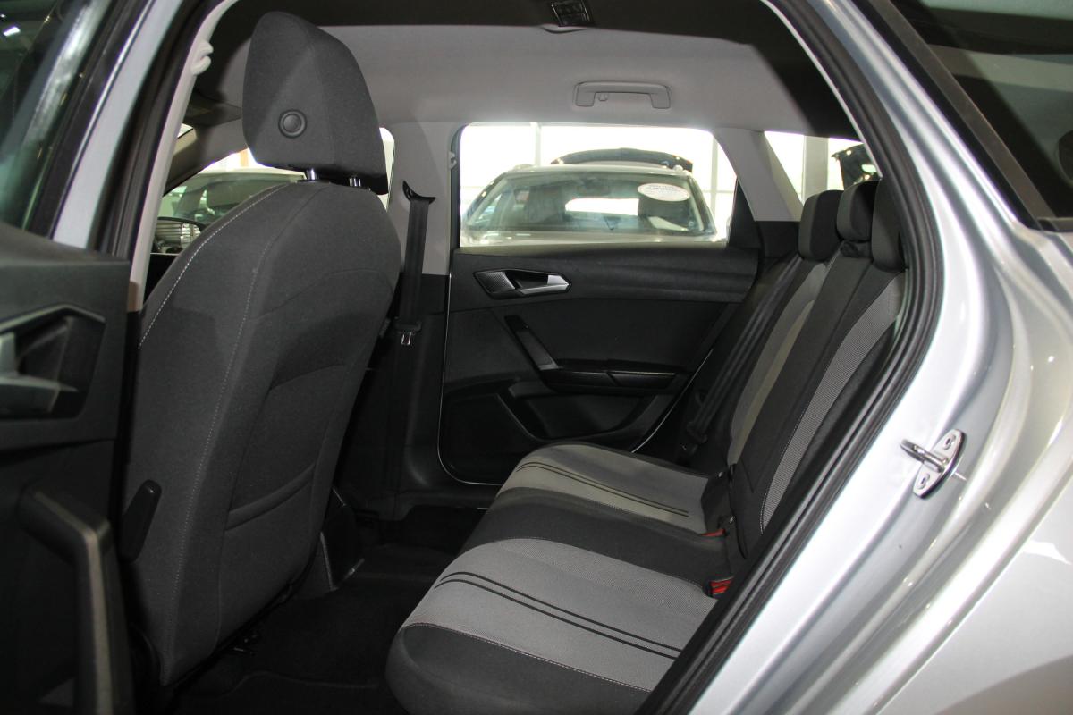 seat-leon-st-2023-diesel-1968cc