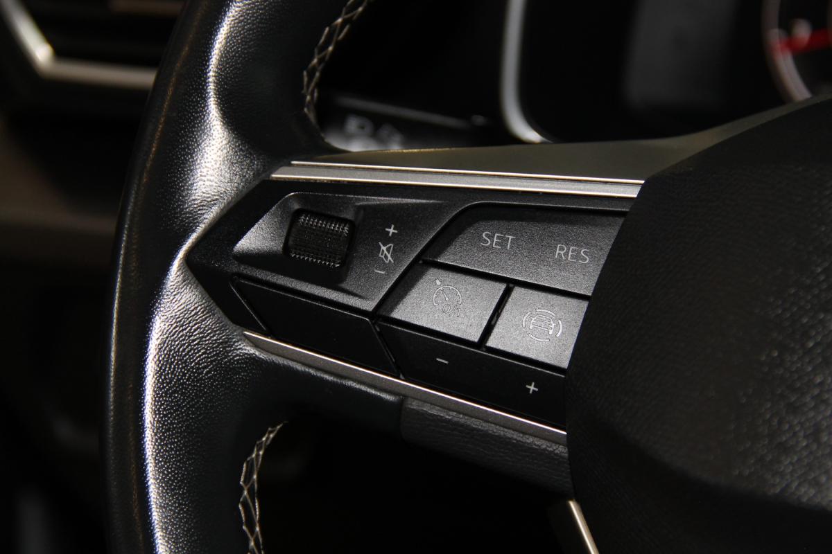 seat-leon-st-2023-diesel-1968cc