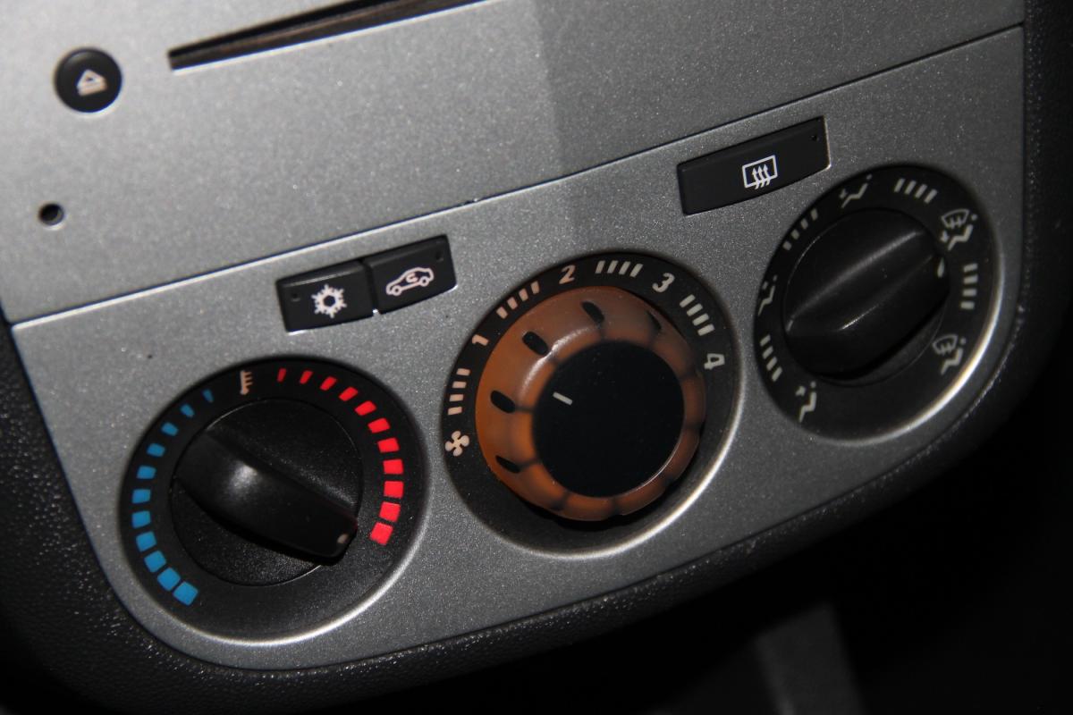 opel-corsa-2011-gasolina-1229cc