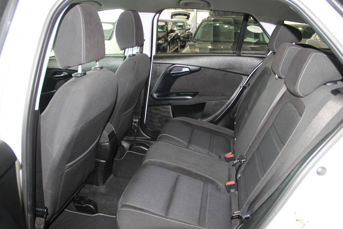 fiat-tipo-station-wagon-2018-diesel-1248cc