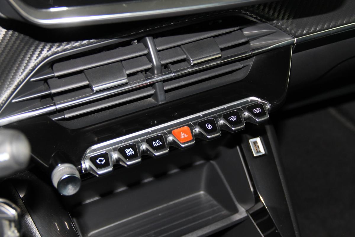 peugeot-2008-2021-gasolina-1199cc