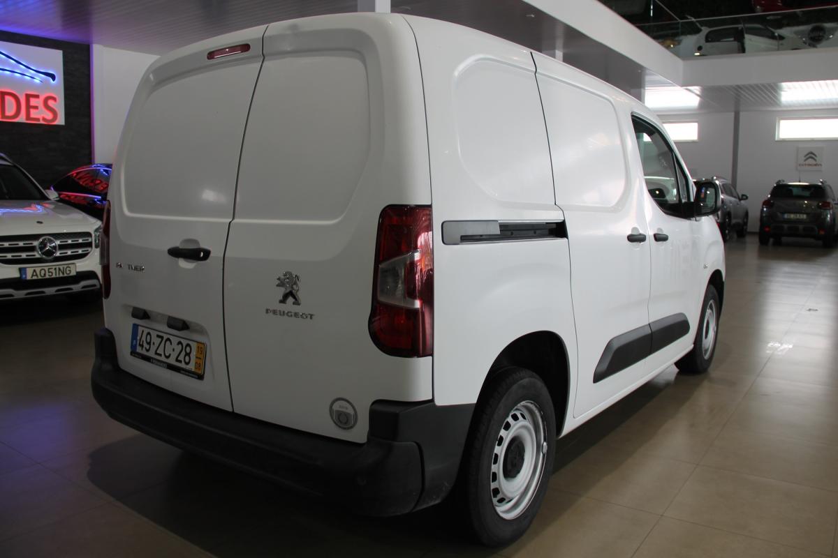 peugeot-partner-2019-diesel-1560cc