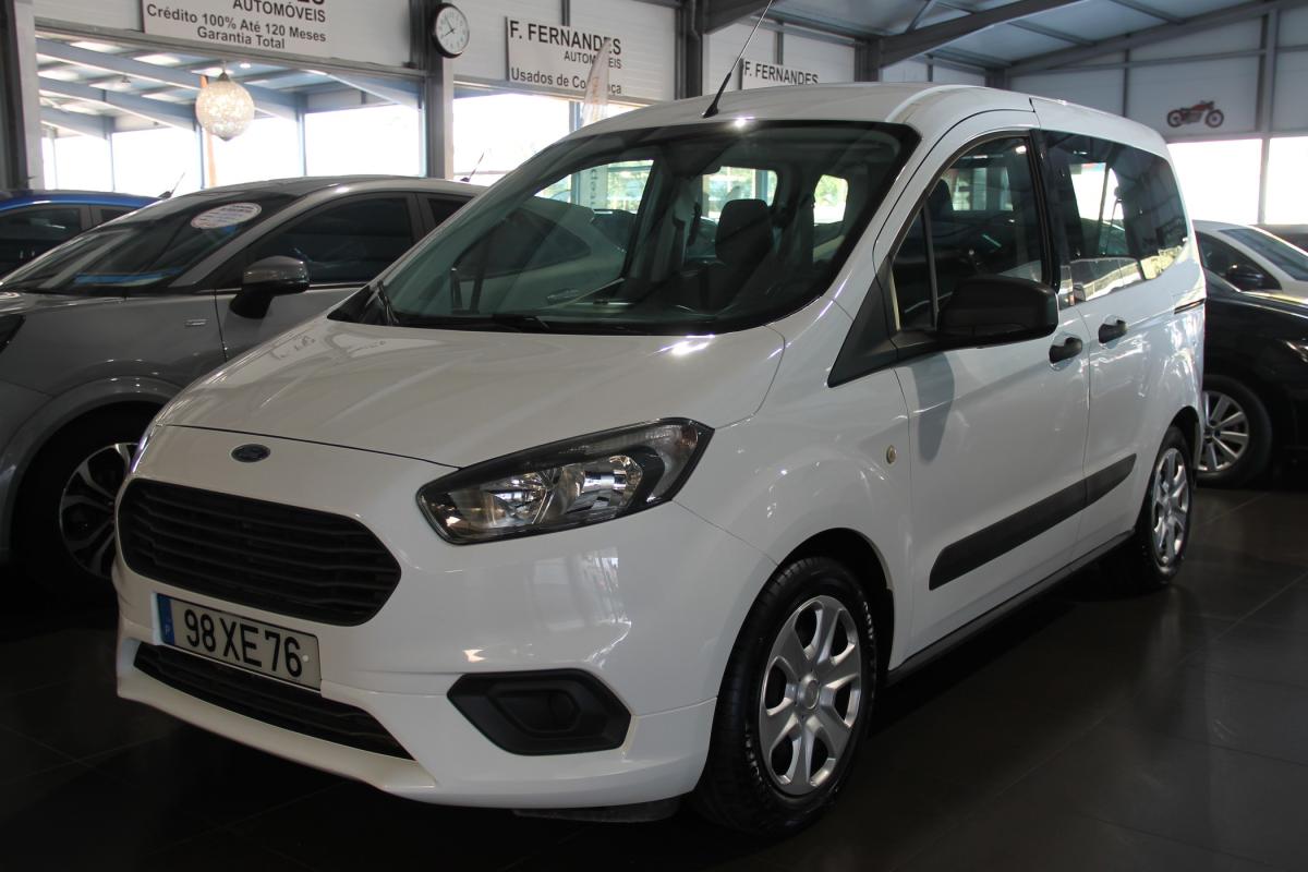 ford-tourneo-2019-gasolina-999cc