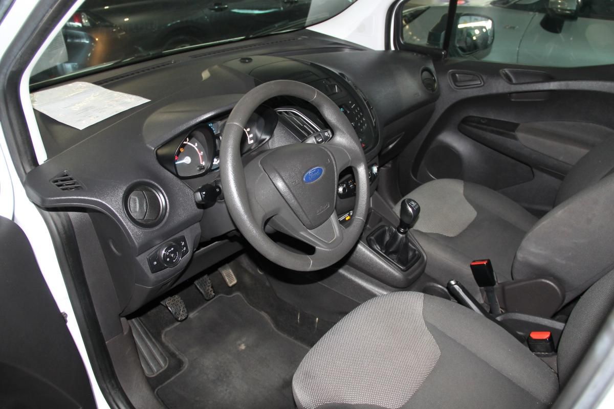 ford-tourneo-2019-gasolina-999cc