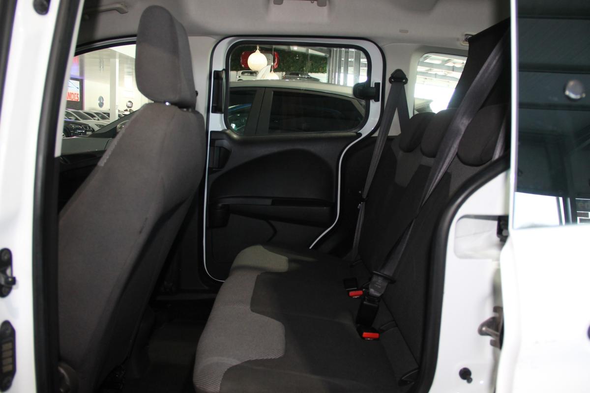 ford-tourneo-2019-gasolina-999cc