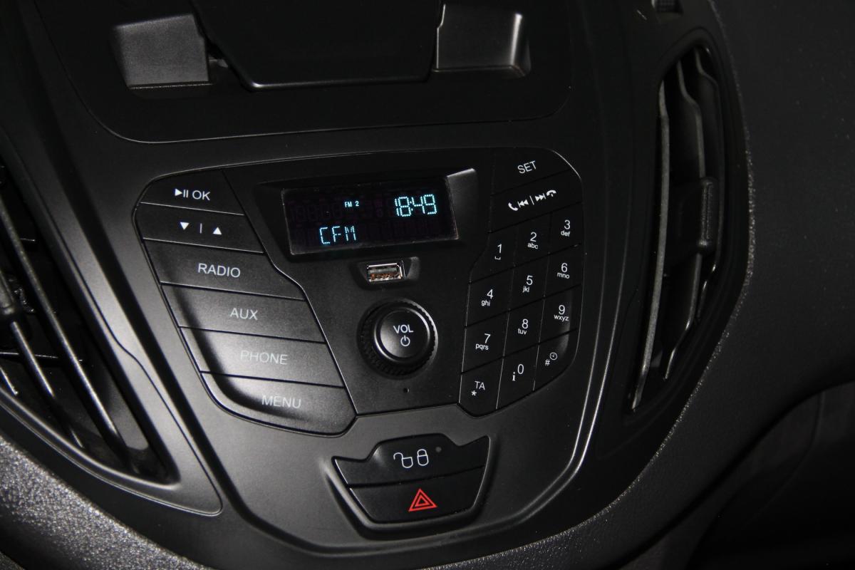 ford-tourneo-2019-gasolina-999cc