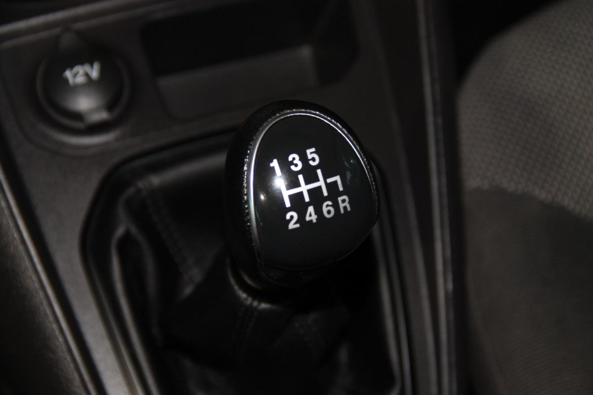 ford-tourneo-2019-gasolina-999cc