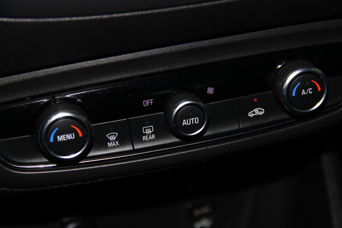 opel-crossland-2022-diesel-1499cc