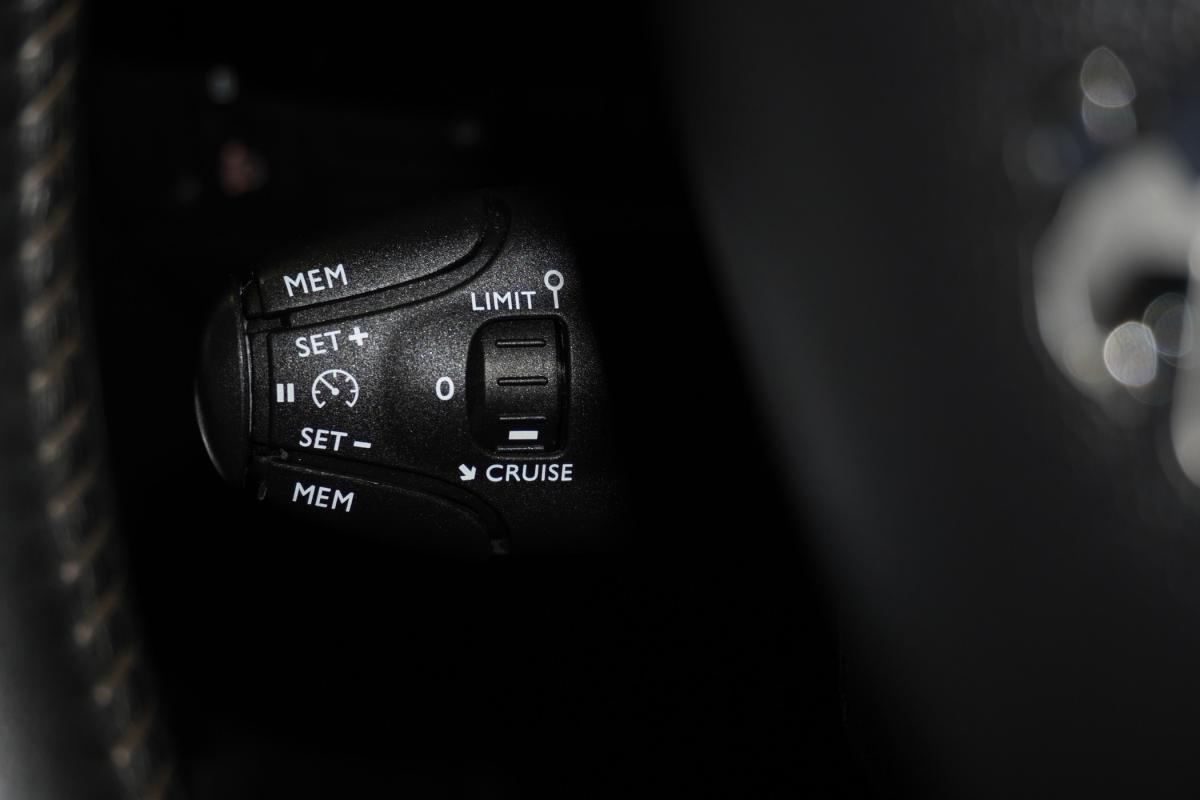 peugeot-308-2019-diesel-1499cc