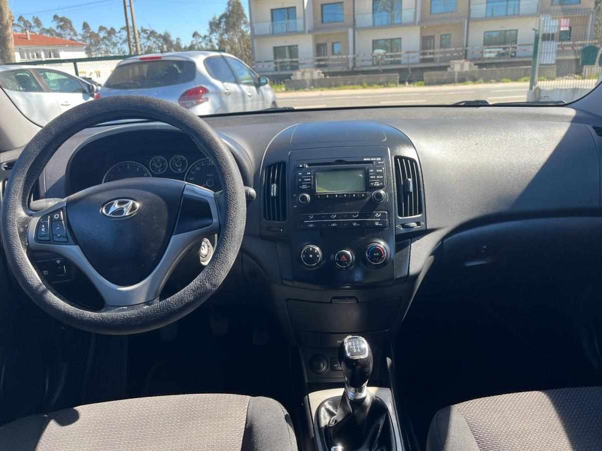 hyundai-i30-1-4-2010-gasolina-1396cc