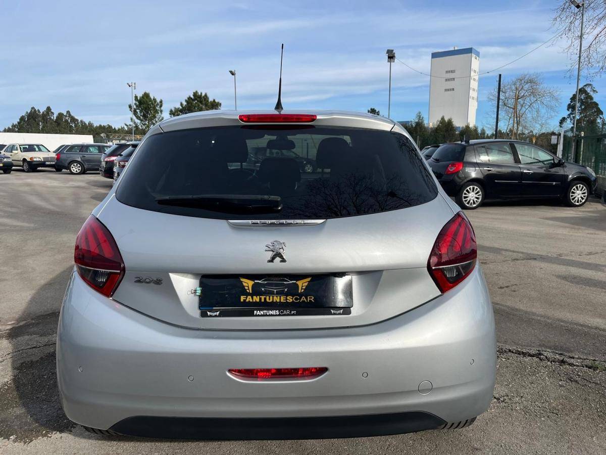 peugeot-208-2018-gasolina-1199cc