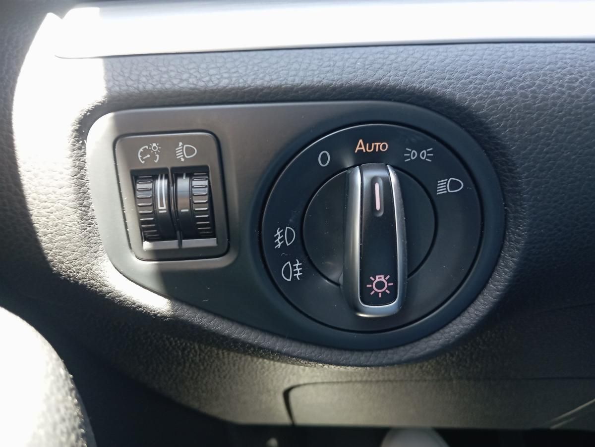 volkswagen-sharan-2015-diesel-1968cc