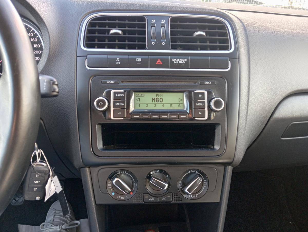 volkswagen-polo-2009-gasolina-1198cc