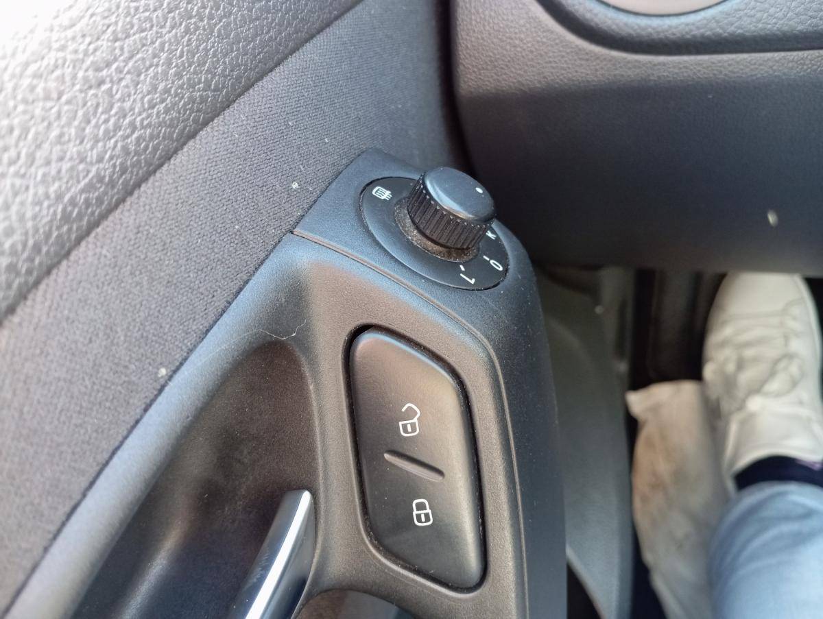 volkswagen-polo-2009-gasolina-1198cc