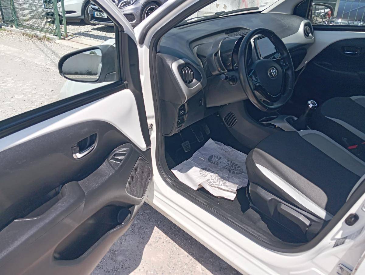 toyota-aygo-2018-gasolina-998cc