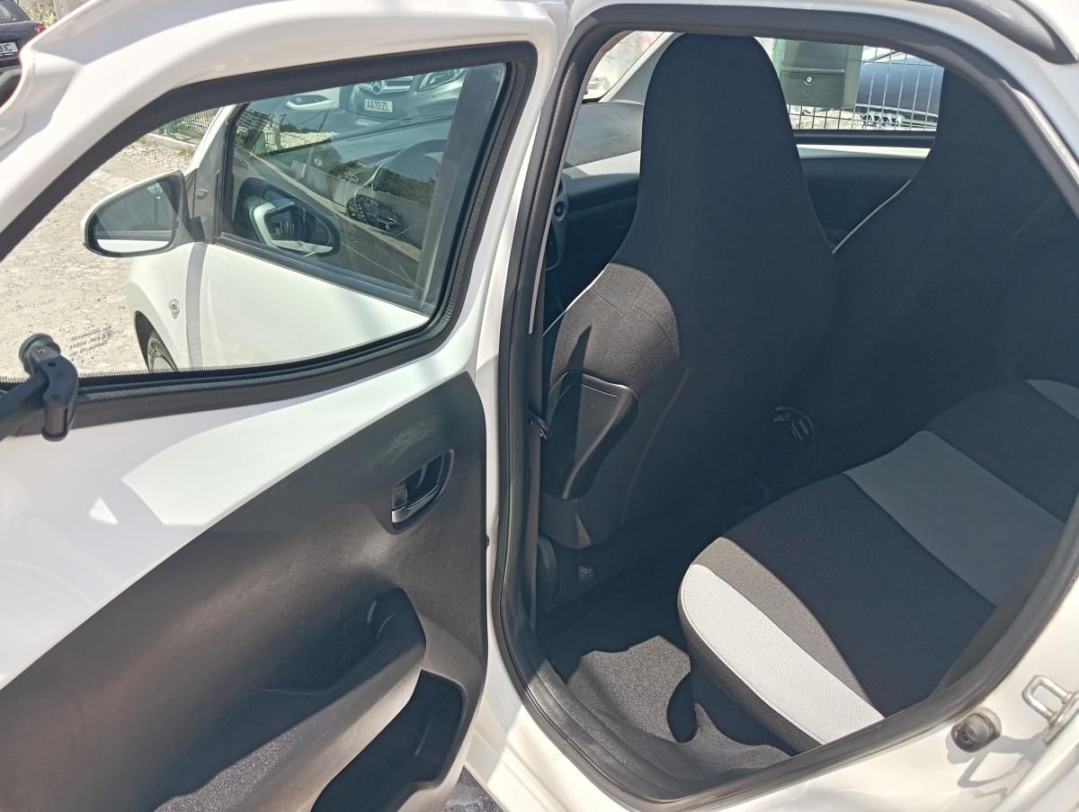 toyota-aygo-2018-gasolina-998cc