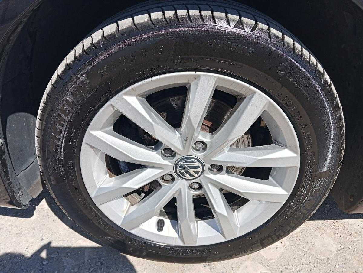 volkswagen-scirocco-2017-diesel-1968cc