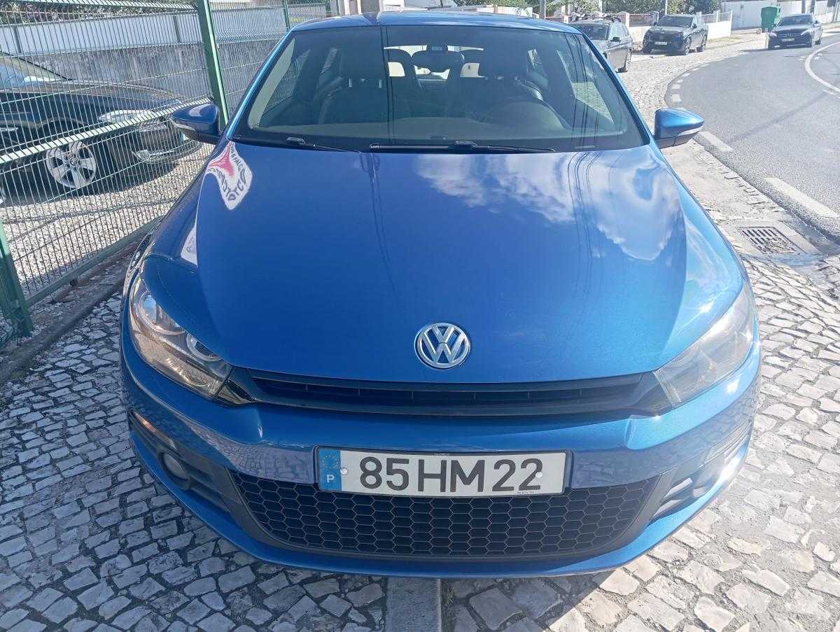 volkswagen-scirocco-2009-diesel-1968cc